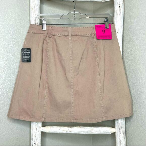 Celebrity‎ Pink Skirt A Line Mini Button Front Tan Size 9 NWT - Picture 2 of 6